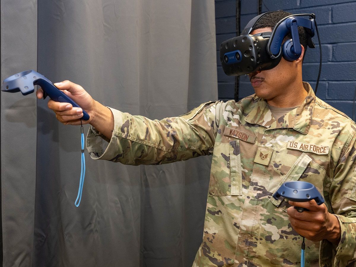 Vr System Transforms Aircraft Maintenance Training Halldale Group